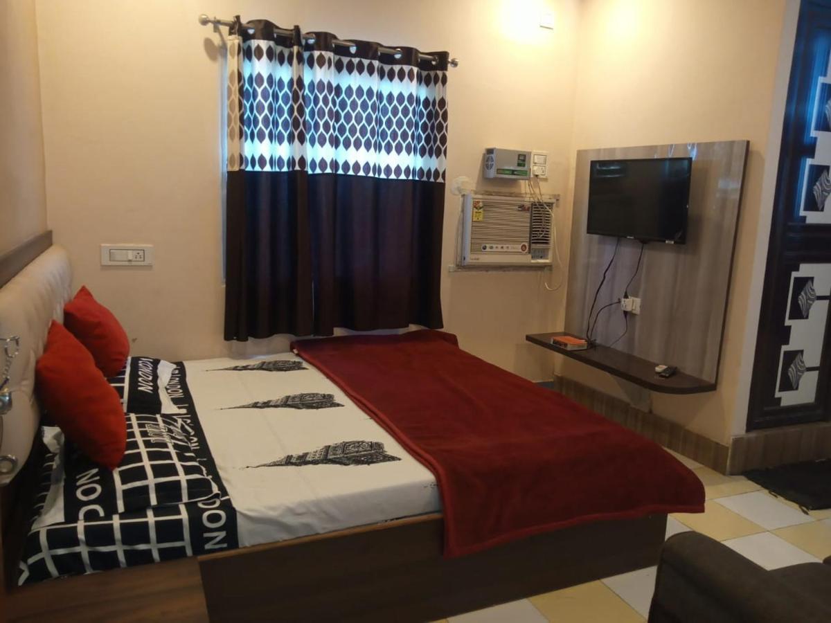 Bliss Guest House Assi Ghat Varanasi Bagian luar foto