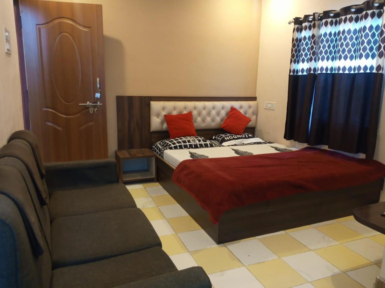 Bliss Guest House Assi Ghat Varanasi Bagian luar foto