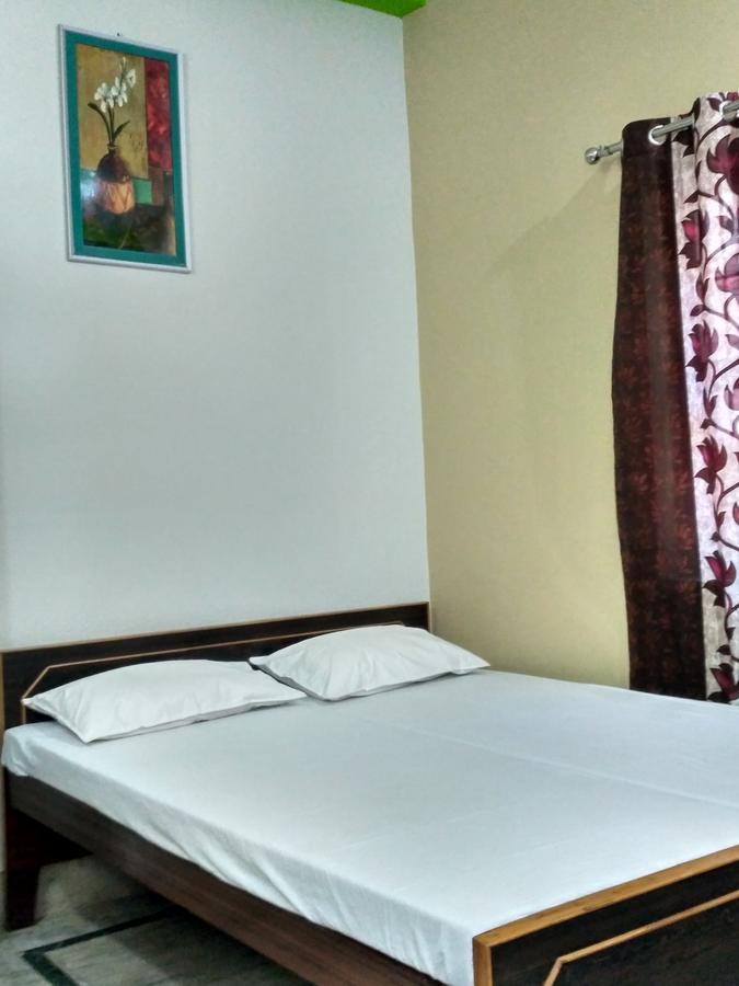 Bliss Guest House Assi Ghat Varanasi Bagian luar foto