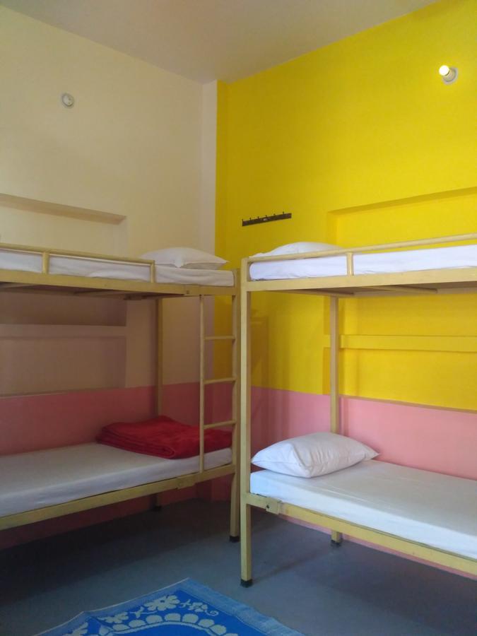 Bliss Guest House Assi Ghat Varanasi Bagian luar foto