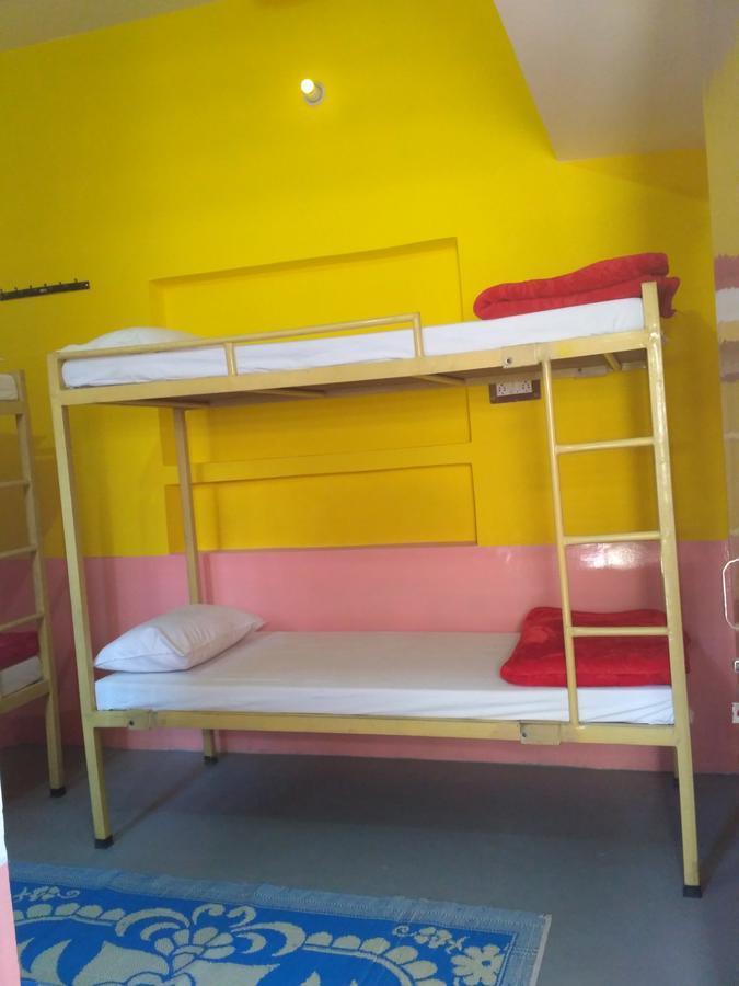 Bliss Guest House Assi Ghat Varanasi Bagian luar foto