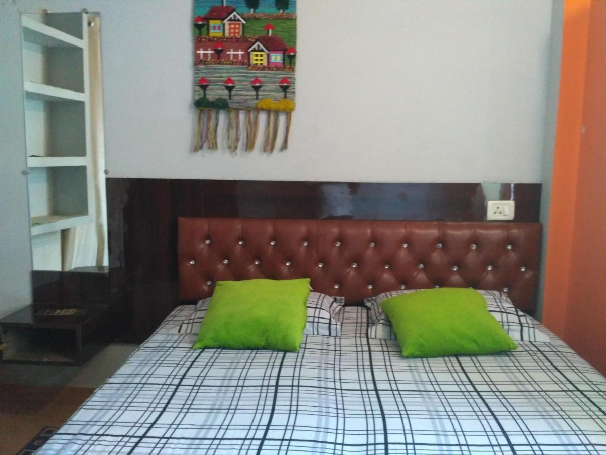 Bliss Guest House Assi Ghat Varanasi Bagian luar foto